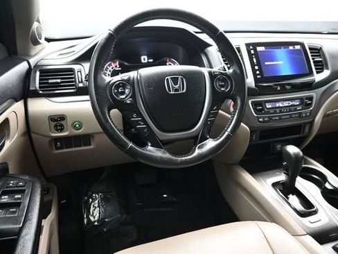Used 2017 Honda Pilot EX-L image 12