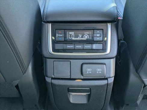 Used 2022 Subaru Ascent Onyx Edition AWD/4WD image 18