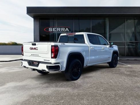 Used 2025 GMC Sierra 1500 Elevation w/ Preferred Package AWD/4WD image 5