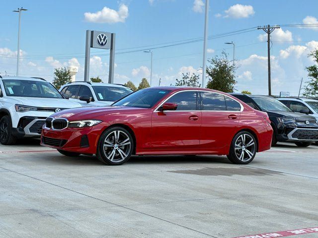 Used 2024 BMW 330i Sedan RWD image 2