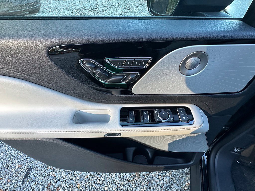 New 2027 Lincoln Aviator Reserve AWD/4WD image 19
