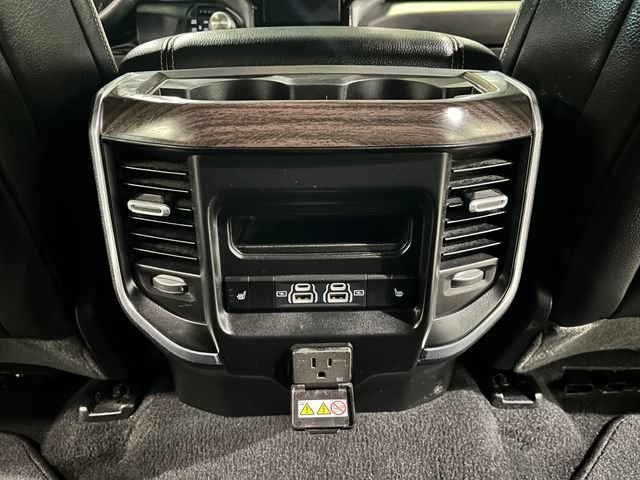 Used 2025 RAM 1500 Laramie AWD/4WD image 28