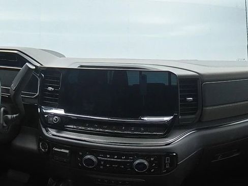 Used 2025 Chevrolet Silverado 2500 ZR2 w/ Technology Package AWD/4WD image 20