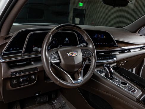 Used 2021 Cadillac Escalade ESV Sport w/ Driver Assist Tech Package image 16