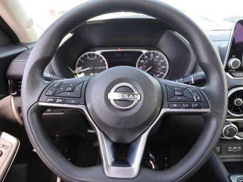 Used 2024 Nissan Sentra SV w/ Trunk Package FWD image 10
