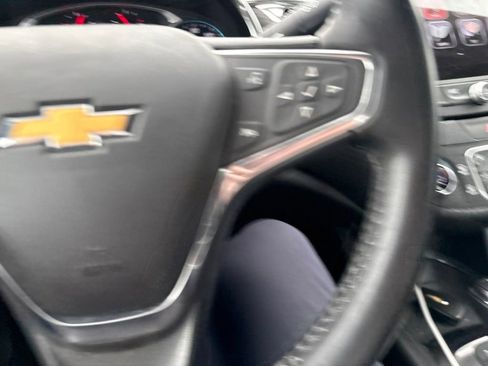 Used 2018 Chevrolet Malibu Hybrid w/ Driver Confidence Package FWD image 44