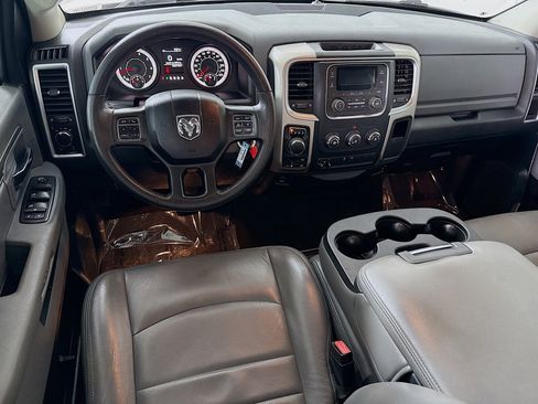 Used 2017 RAM 1500 Classic SLT AWD/4WD image 17