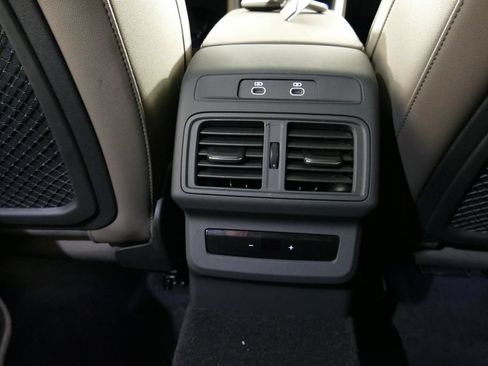 Used 2025 Audi Q5 Premium w/ Convenience Package AWD/4WD image 26