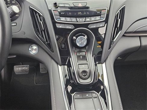 Certified 2025 Acura RDX SH-AWD image 19