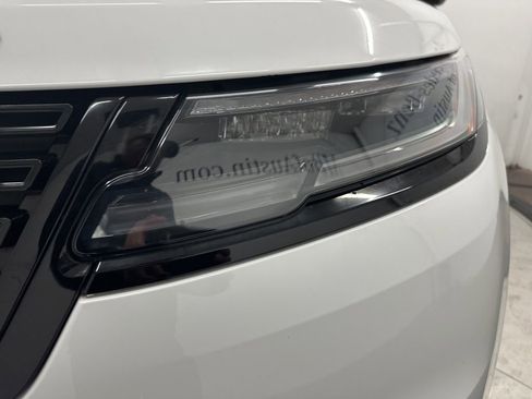 Used 2024 Land Rover Range Rover Velar Dynamic SE image 30