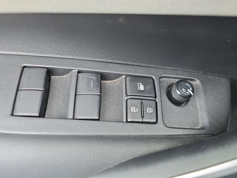 Used 2021 Toyota Corolla SE image 27