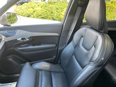 Used 2022 Volvo XC90 T6 Inscription w/ Advanced Package AWD/4WD image 33