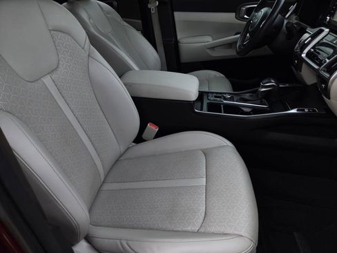 Used 2023 Kia Sorento EX w/ Panoramic Sunroof Package image 13