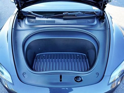 Used 2024 Tesla Model 3 Standard Range image 42