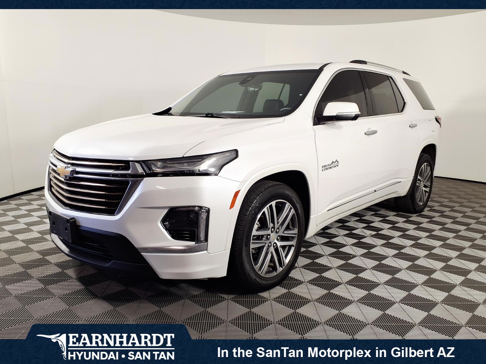 Used 2023 Chevrolet Traverse High Country AWD/4WD image 1