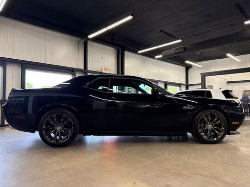 Used 2014 Dodge Challenger SRT8 Core RWD image 12