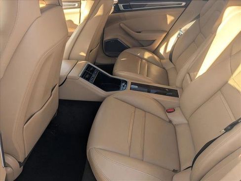 Used 2018 Porsche Panamera Turbo image 19