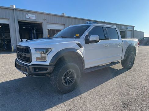 Used 2020 Ford F150 Raptor w/ Equipment Group 802A Luxury image 37