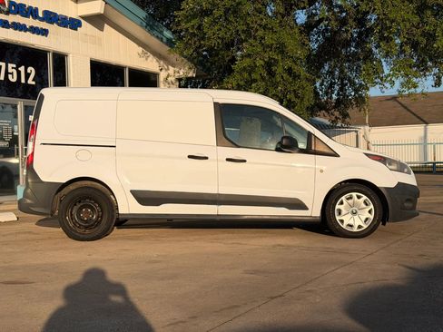 Used 2016 Ford Transit Connect XL image 2
