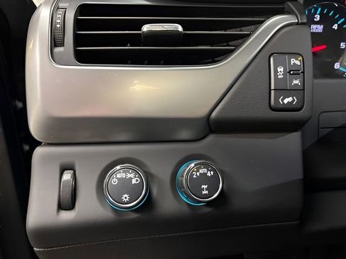 Used 2020 Chevrolet Tahoe LT w/ LT Midnight Edition image 36