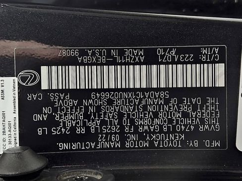 Used 2022 Lexus ES 300h w/ Premium Package image 32