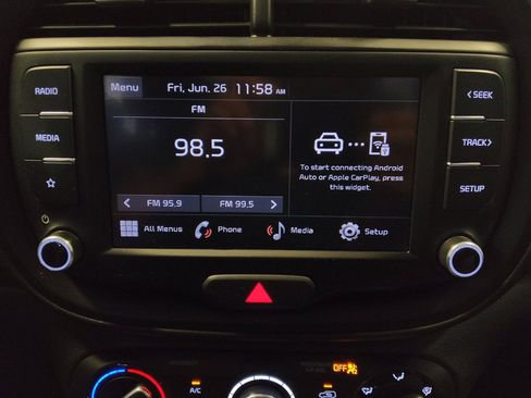 Used 2025 Kia Soul LX FWD image 25