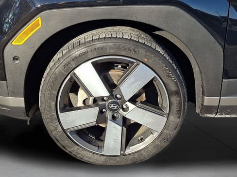 Used 2025 Hyundai Santa Fe Limited image 9