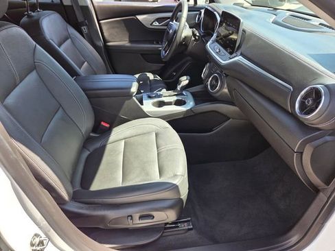 Certified 2024 Chevrolet Blazer LT FWD image 15