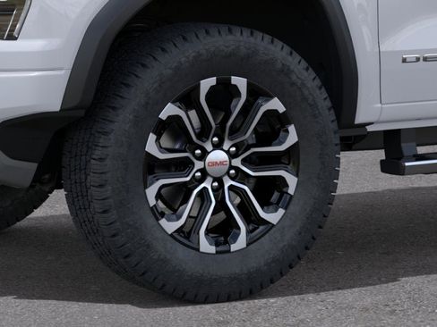 New 2026 GMC Canyon Denali AWD/4WD image 9
