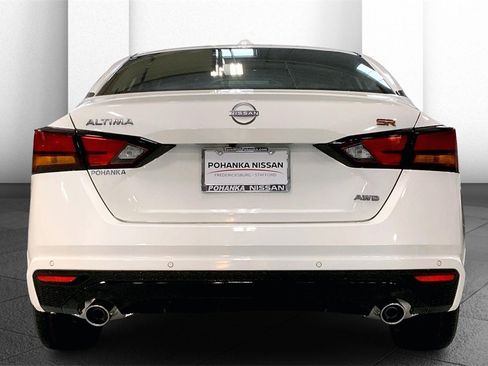New 2025 Nissan Altima 2.5 SR image 4