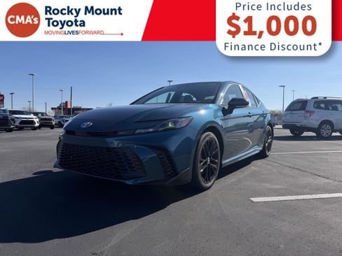 New 2026 Toyota Camry SE image 3