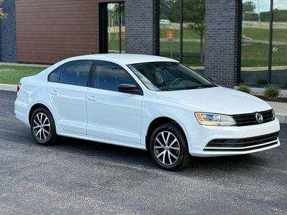 Used 2016 Volkswagen Jetta SE