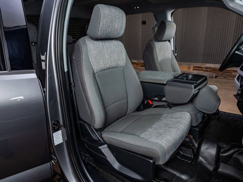 Used 2023 Ford F250 XLT w/ XLT Premium Package image 27