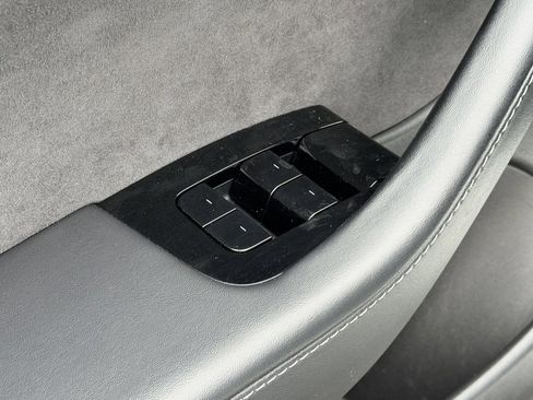 Used 2020 Tesla Model 3 Standard Range Plus image 18