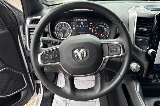 Used 2024 RAM 1500 Laramie AWD/4WD image 16