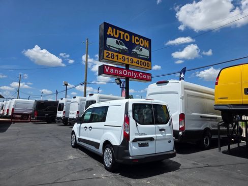 Used 2017 Ford Transit Connect XL FWD image 28