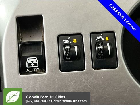 Used 2019 Toyota 4Runner SR5 Premium image 25