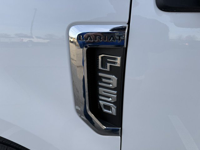Used 2019 Ford F350 Lariat w/ Lariat Value Package AWD/4WD image 18