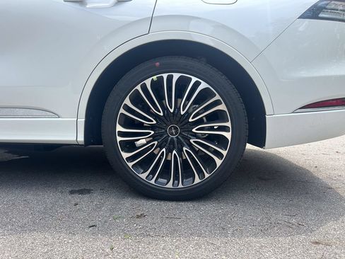 New 2026 Lincoln Aviator Black Label w/ Dynamic Handling Package AWD/4WD image 48