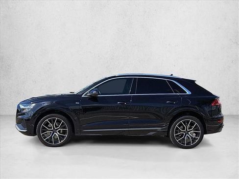 Used 2020 Audi Q8 Prestige w/ Prestige Package AWD/4WD image 8