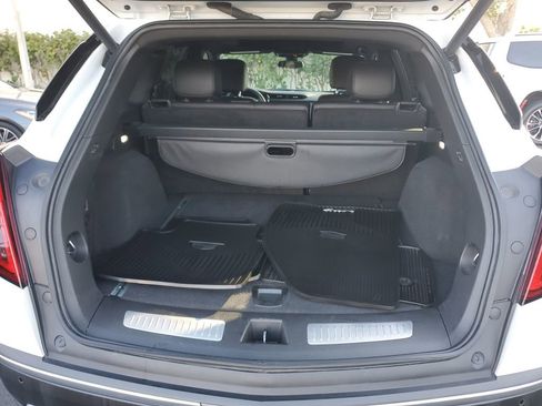 Used 2021 Cadillac XT5 Premium Luxury image 26