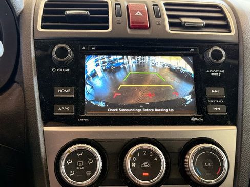 Used 2017 Subaru Crosstrek 2.0i Premium AWD/4WD image 16