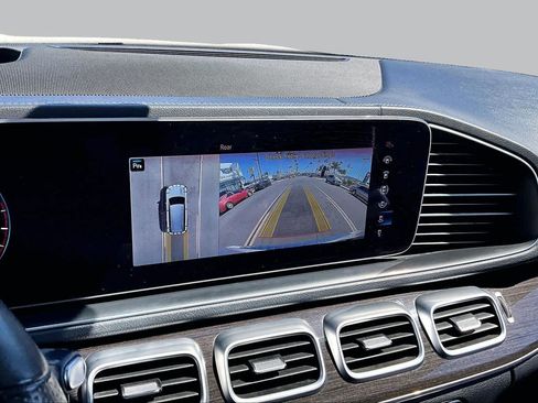 Used 2022 Mercedes-Benz GLS 450 4MATIC image 26