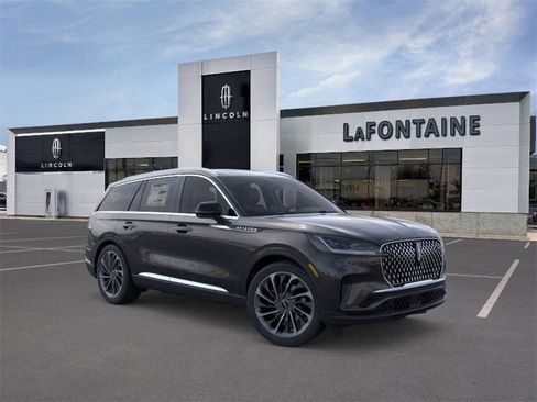 New 2025 Lincoln Aviator Reserve image 7
