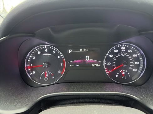 Used 2022 Kia Forte GT image 12