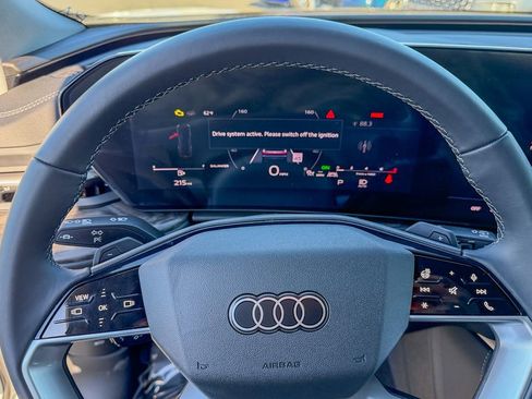 New 2025 Audi Q5 Premium image 14