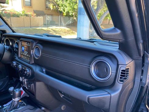 Used 2023 Jeep Wrangler Sahara w/ Cold Weather Group image 50