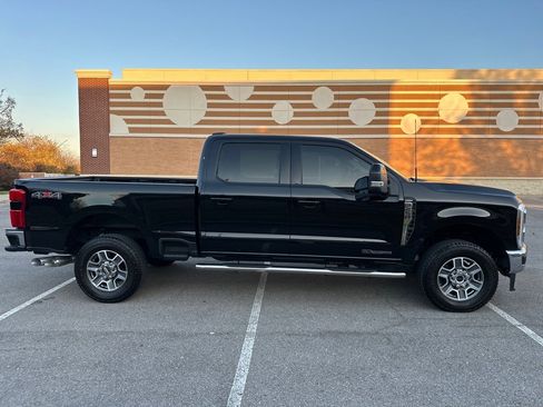 Used 2025 Ford F250 Lariat image 7