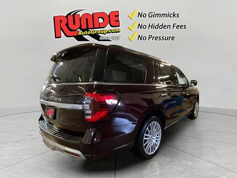 Used 2024 Ford Expedition Platinum AWD/4WD image 6