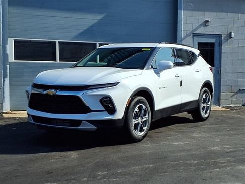 Used 2026 Chevrolet Blazer LT w/ Convenience Package AWD/4WD image 1